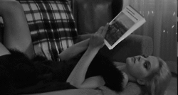 Christian Erdmann, Aljoscha der Idiot, Rezension #3: Ein Gemälde aus Worten oder Eine Reise in die Mitte der Wirklichkeit.