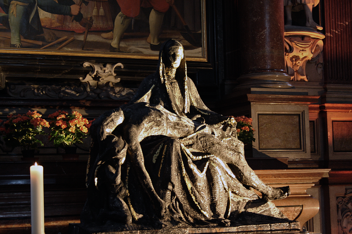 Salzburg, Dom, Pietà, Stefan W. Knor