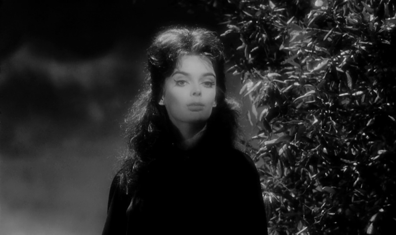 Barbara Steele in "La maschera del demonio" ("Mask of Satan", "Black Sunday", "Die Stunde, wenn Dracula kommt"), 1960, Regio Mario Bava.
