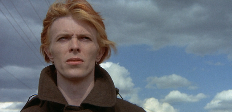 David Bowie has left the Planet. Von Christian Erdmann. Bild: David Bowie in "The Man Who Fell To Earth" ("Der Mann, der vom Himmel fiel"), Regie Nicolas Roeg.