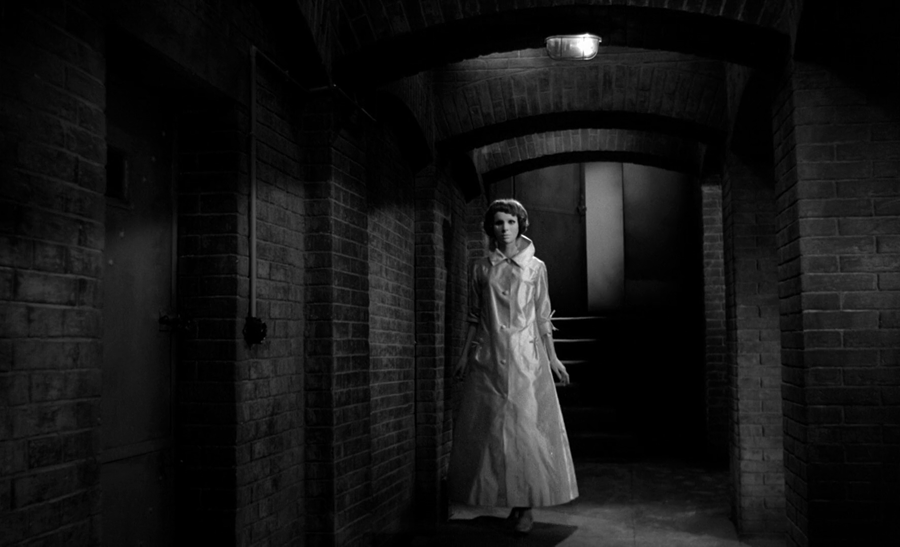 Edith Scob in Les yeux sans visage, Eyes Without A Face, Augen ohne Gesicht, Frankreich 1960, Regie Georges Franju.