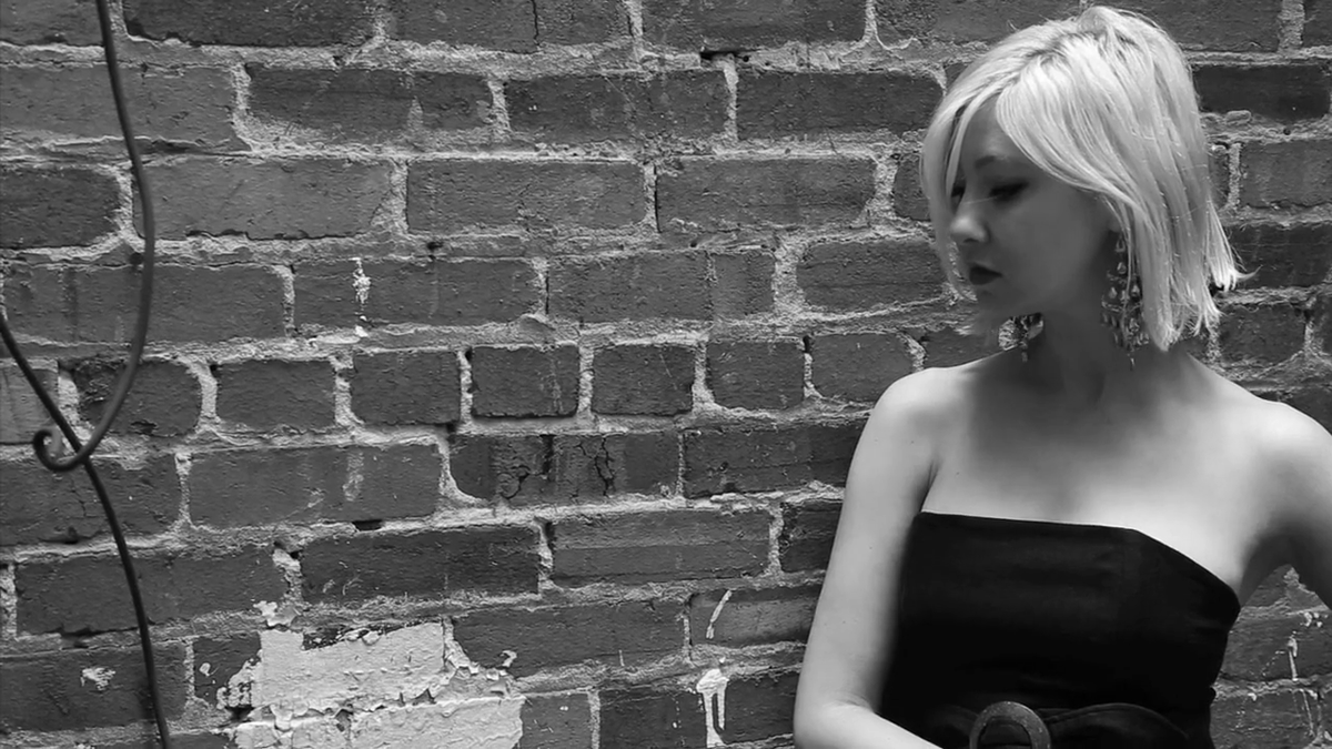 Rykarda Parasol, Singer, Songwriter, Musician.