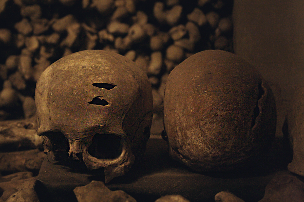 Das Beinhaus von Mělnik. The Mělnik Chapel of Bones.