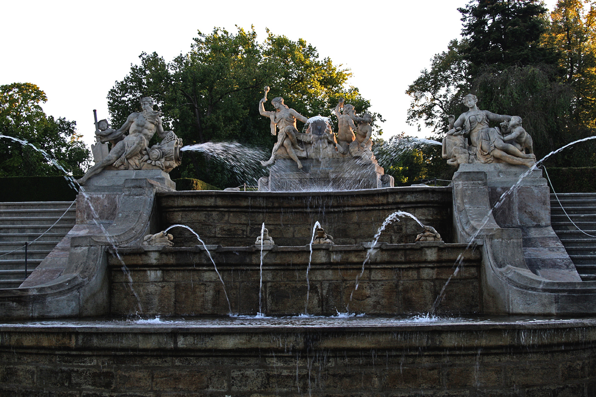 Cesky Krumlov. Krumau. Schloßgarten. Kaskadenfontäne.