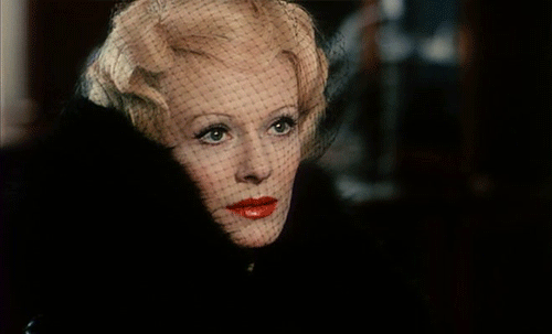 Amazon-Rezension für den Roman "Aljoscha der Idiot" von Christian Erdmann: "Geistesblitze", von Edda Sörensen.