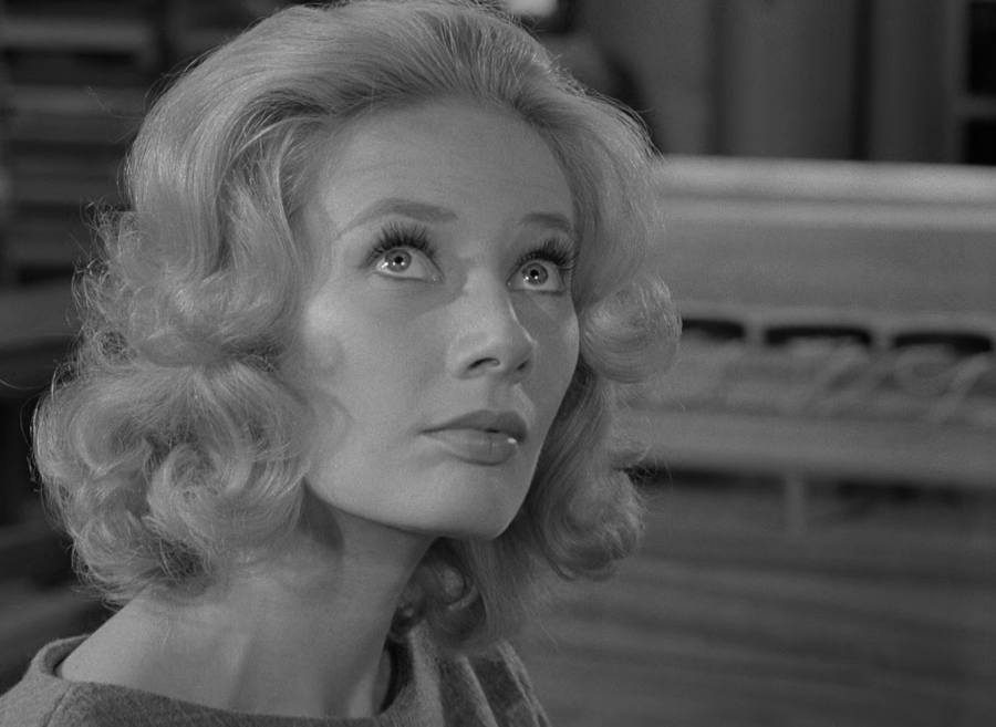 Candace Hilligoss in "Carnival of Souls" ("Tanz der toten Seelen"), 1962, Regie Herk Harvey.