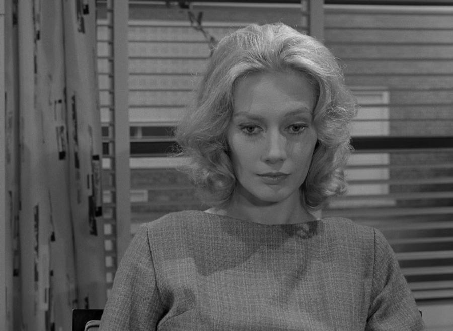 Candace Hilligoss in "Carnival of Souls" ("Tanz der toten Seelen"), 1962, Regie Herk Harvey.