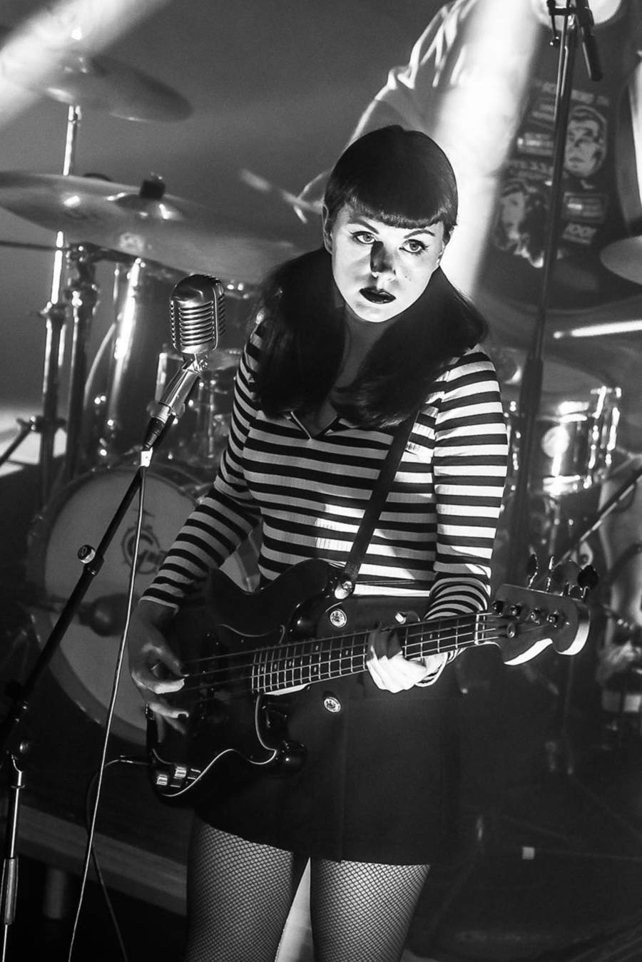Zombierella (Messer Chups).