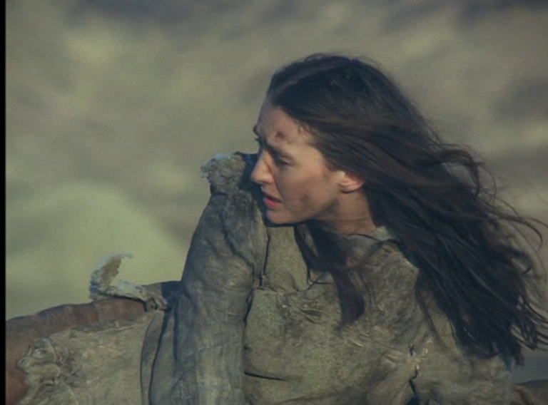 Christine Kaufmann als Labiskwee in "Lockruf des Goldes", Fernsehfilm in 4 Teilen von 1975, 4. Teil: "Vierauge". Artikel von Christian Erdmann.