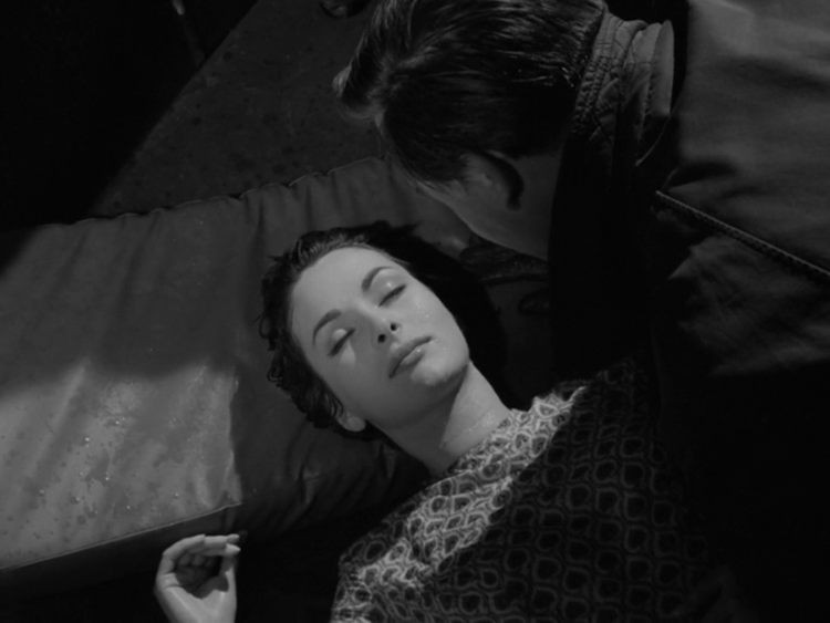 Karin Dor in "Die Bande des Schreckens", 1960.