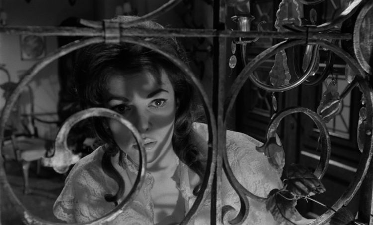 Karin Dor in "Der Fälscher von London", 1961.