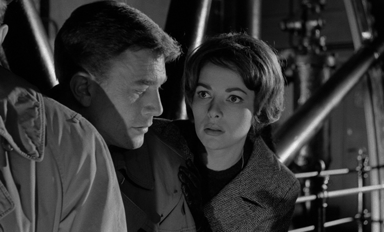 Karin Dor in "Der Fälscher von London", 1961.