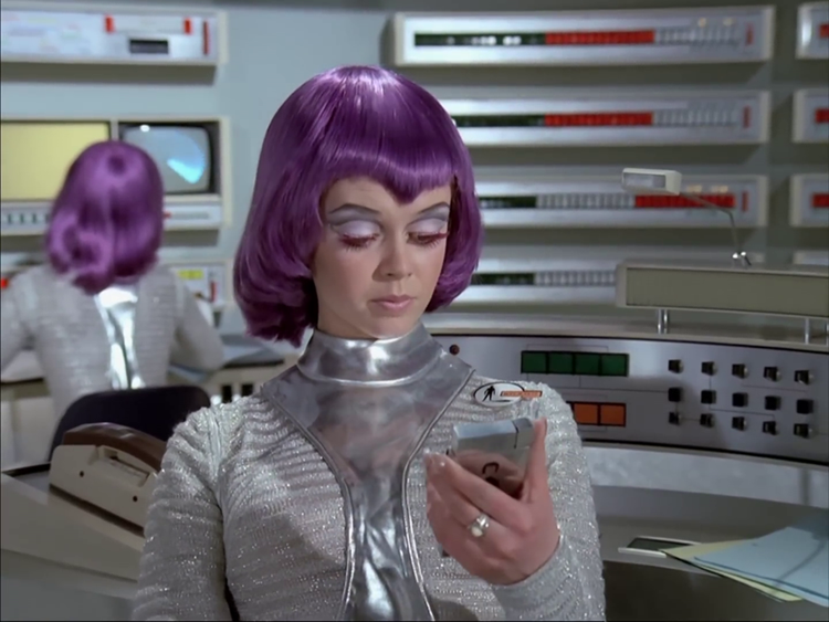 Gabrielle Drake als Lt. Ellis in der TV-Serie "UFO".