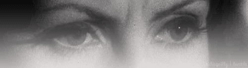 "Das Leben, die Liebe, das Universum und noch ein paar Dinge" - Amazon-Rezension zu "Aljoscha der Idiot" von Christian Erdmann.