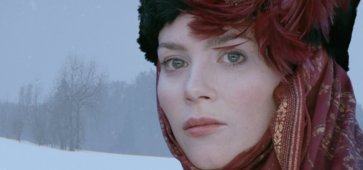 Anna Friel als Elisabeth Bathory in "Bathory" von Juraj Jakubisko.