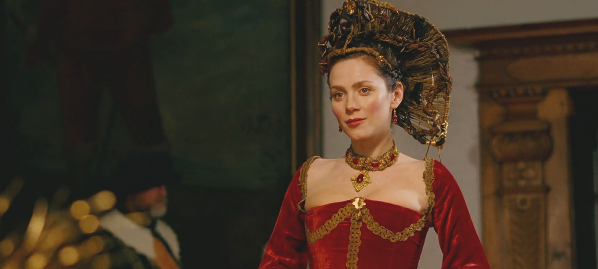 Anna Friel in "Bathory".