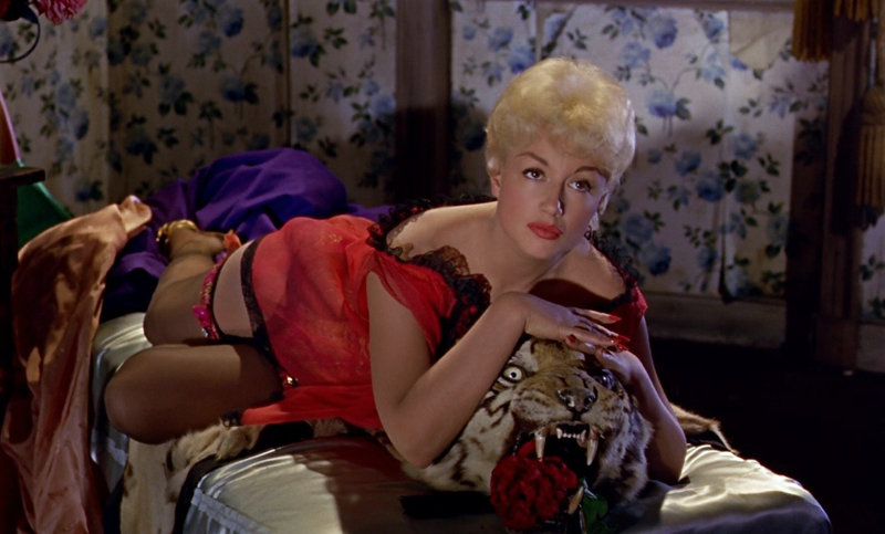 Pamela Green in "Augen der Angst" ("Peeping Tom"), 1960, Regie Michael Powell.