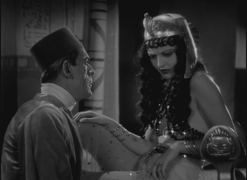 Zita Johann, Boris Karloff in "The Mummy", 1932, Regie Karl Freund.