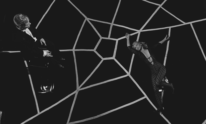 Estella Blain in "The Diabolical Dr. Z" ("MIss Muerte"), Regie Jess Franco.