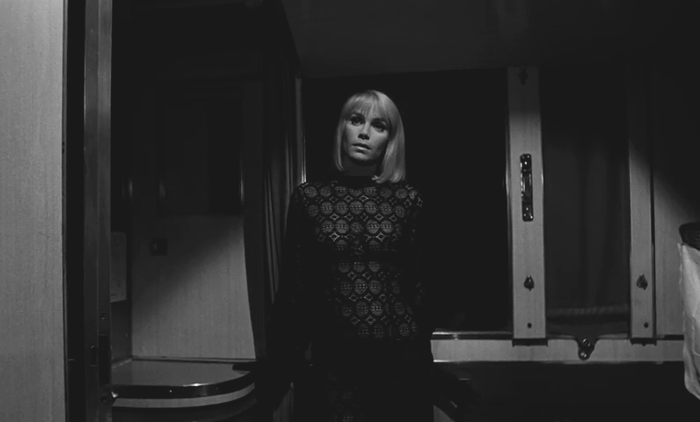 Estella Blain in "The Diabolical Dr. Z" ("MIss Muerte"), Regie Jess Franco.