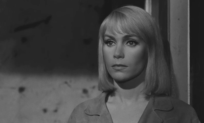 Estella Blain in "The Diabolical Dr. Z" ("MIss Muerte"), Regie Jess Franco.