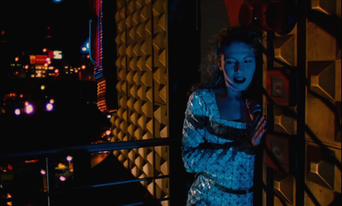 Solveig Dommartin in "Until The End Of The World" / "Bis ans Ende der Welt" von Wim Wenders.