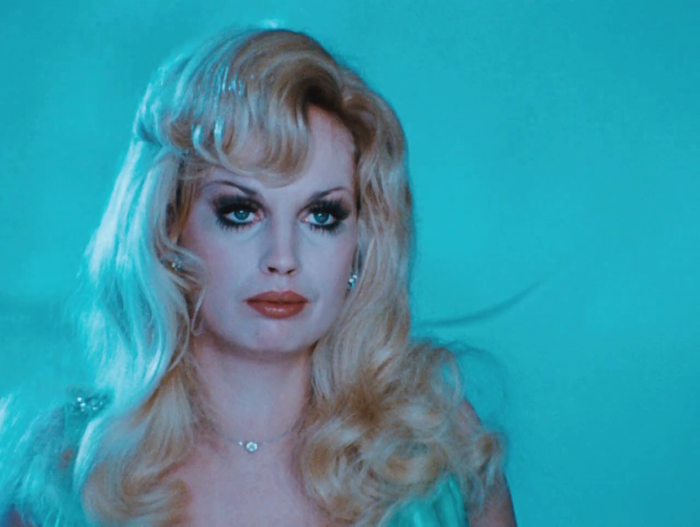 Barbara Valentin in "Welt am Draht", 1973, Regie Rainer Werner Fassbinder.