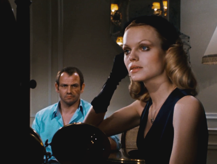 Mascha Rabben, Klaus Löwitsch in "Welt am Draht", 1973, Regie Rainer Werner Fassbinder.