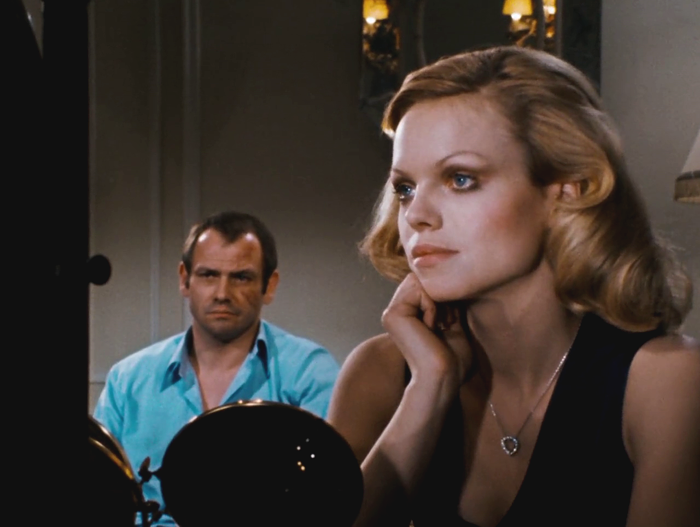 Mascha Rabben, Klaus Löwitsch in "Welt am Draht", 1973, Regie Rainer Werner Fassbinder.